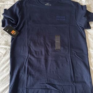 Nike Navy Short Sleeve Crew T-Shirt with 'MÉS QUE UN CLUB' Chest Print